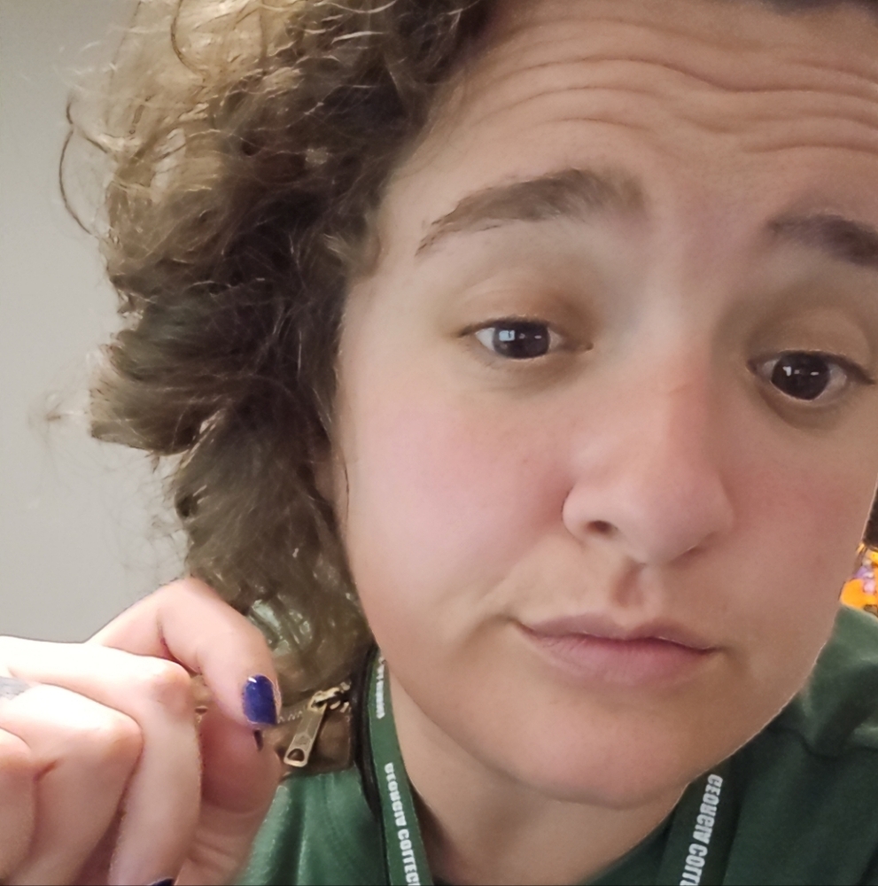 Meet your Posher, Ashley